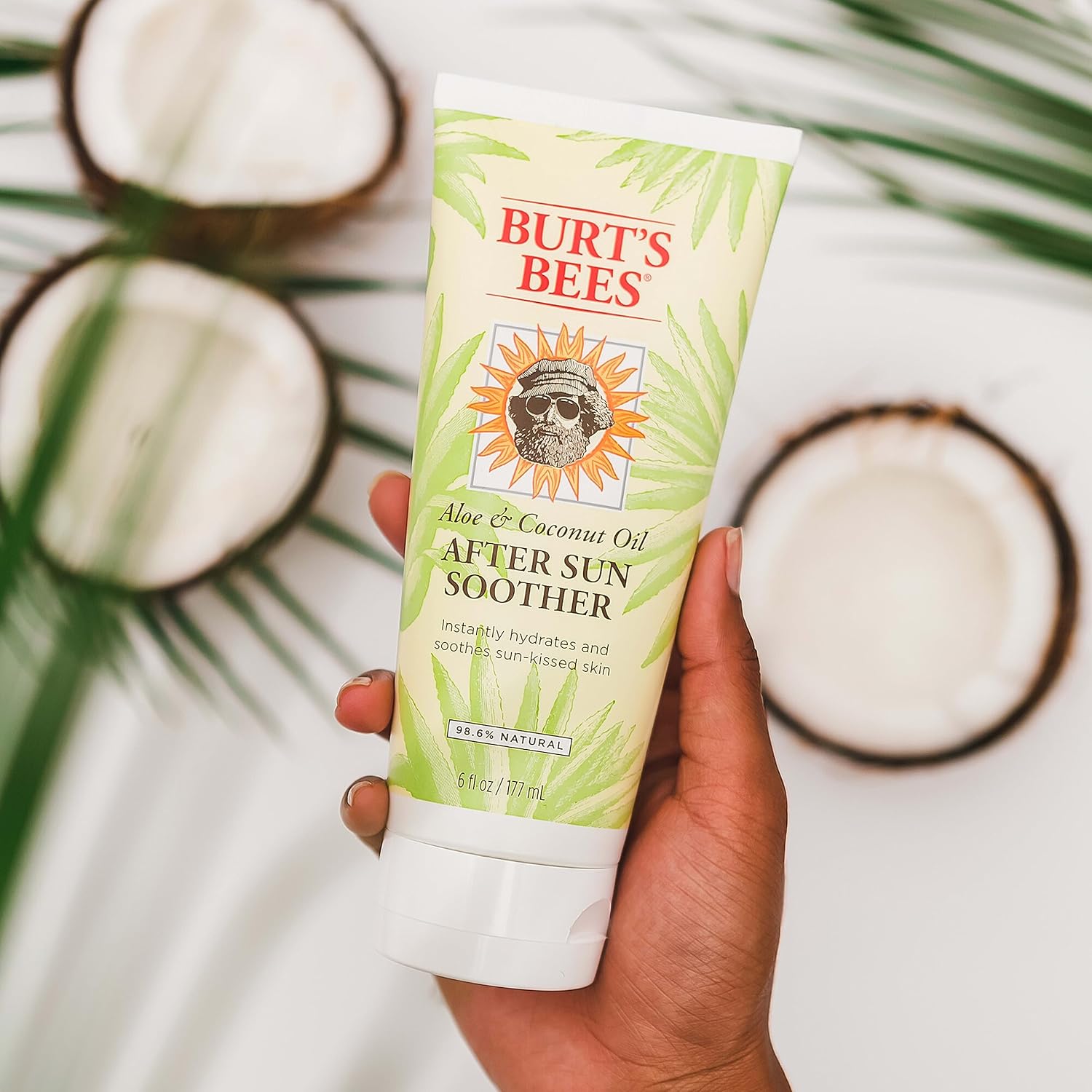 Burt's Bees After Sun Lotion with Hydrating Aloe Vera and Coconut Oil, Replenish and Recondition skin, Sunburn Relief, Natural Origin After Sun Soother, 6 oz. Tube - Image 3